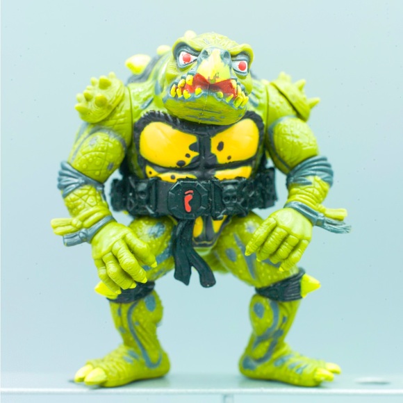 Vintage 1991 TMNT Tokka with belt Playmates Action Figure Ninja Turtles - Picture 1 of 2